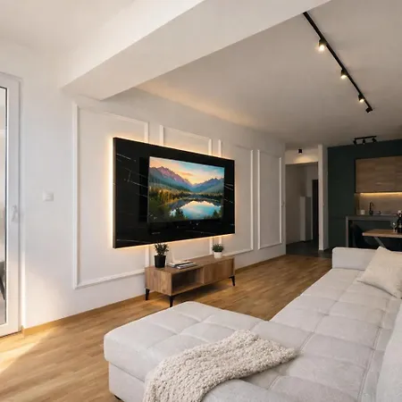 Elitestay Luxury Skyline Free Parking 5km To Center Скопье
